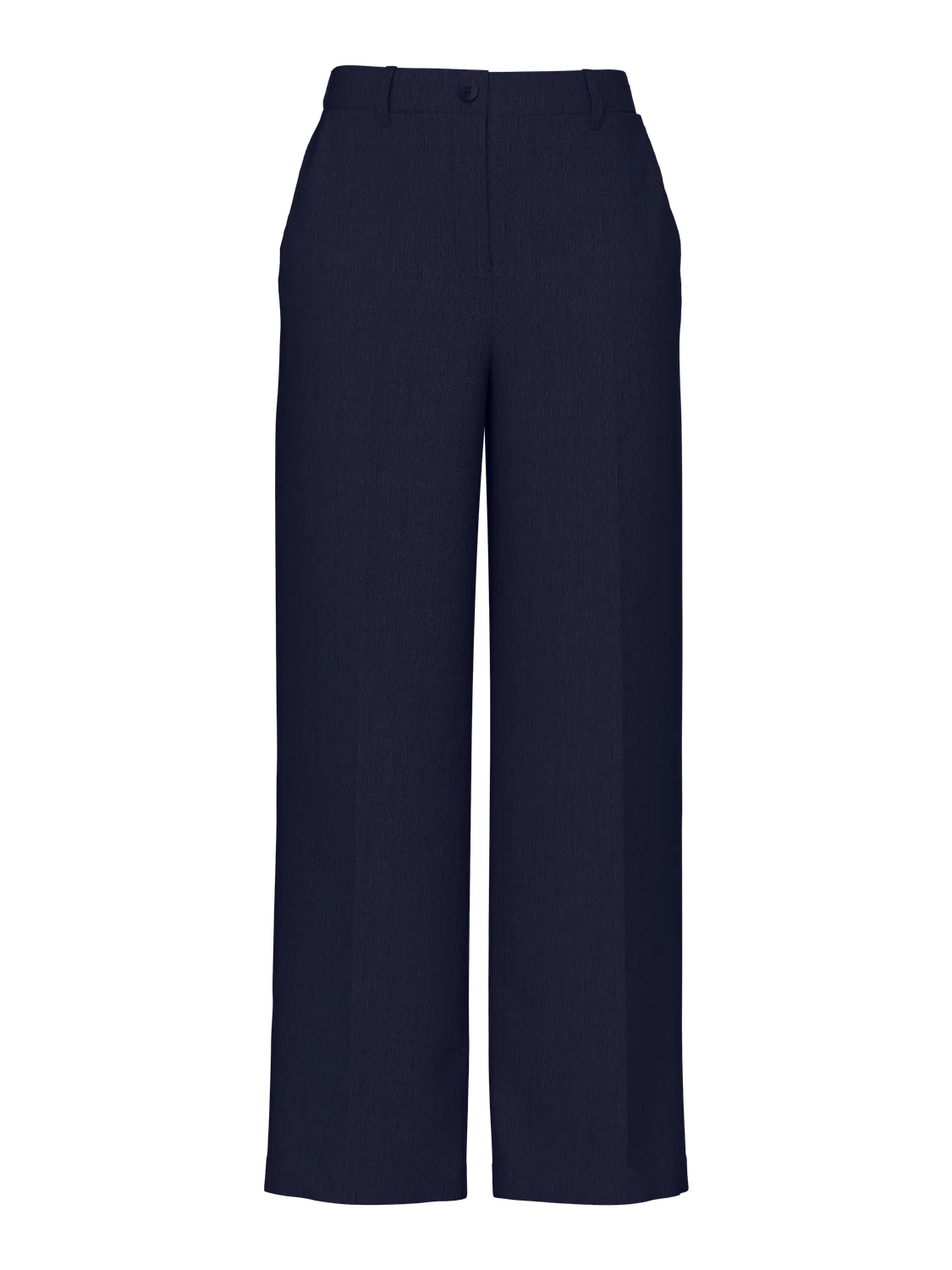 Trending: Nayv Blue